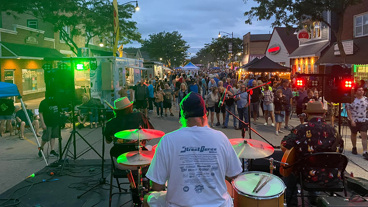 26th Annual Street Dance in Wauconda